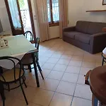 Pagoda מלון סירמיונה