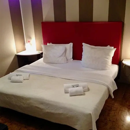 Hotel Pagoda 2*
